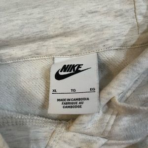 Nike cropped sweatshirt